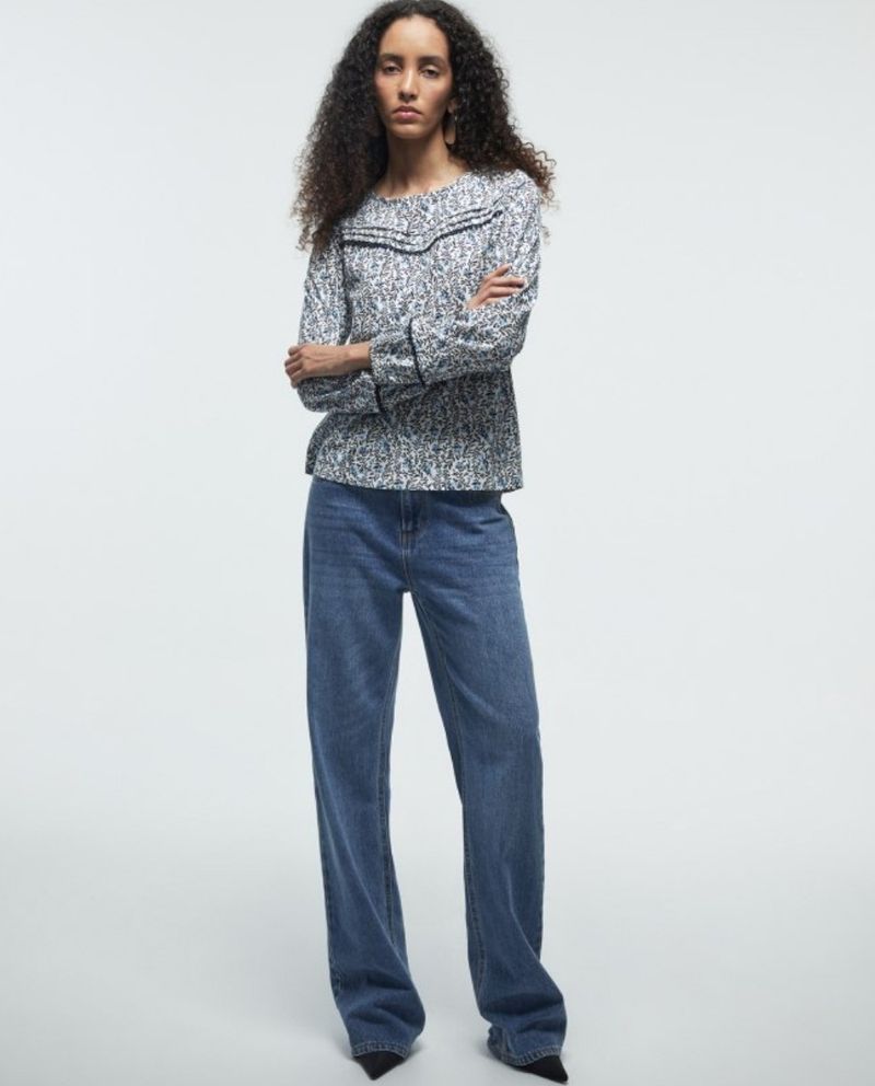 105021605-Blusa Sfera casual estampada de manga larga para mujer