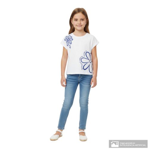Blusa blanca con estampado floral para niña