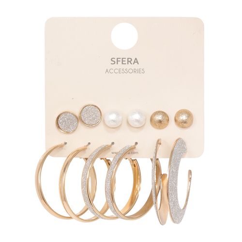 Set de 6 aretes color dorado para mujer
