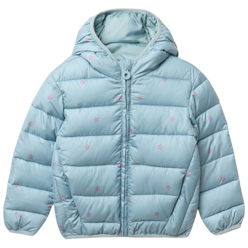 Chaqueta acolchada celeste con estampado floral para niña