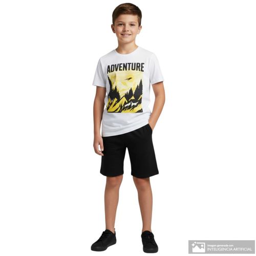 Camiseta blanca con estampada con Adventure para niño