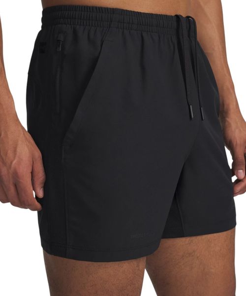Short deportivo Under Armour negro sólido para hombre