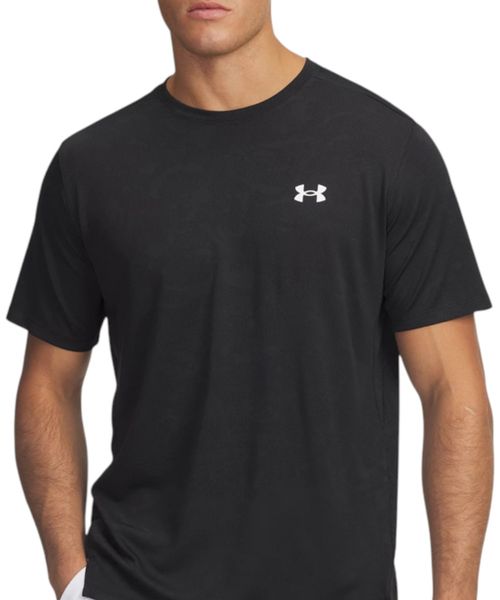 Camiseta deportiva Under Armour negro sólido para hombre