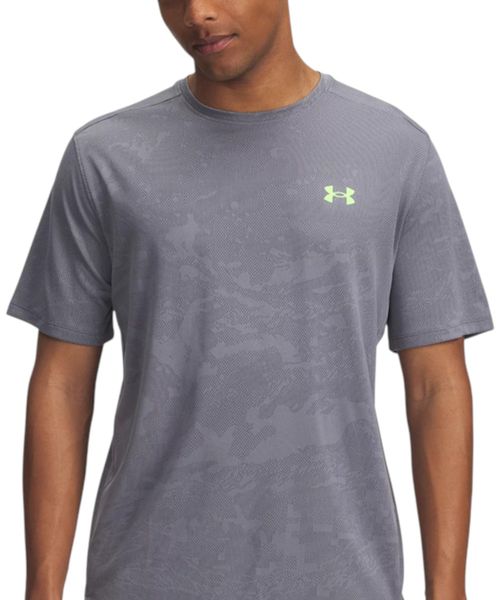 Camiseta deportiva Under Armour gris con textura para hombre