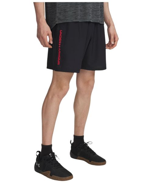 Short deportivo Under Armour negro sólido para hombre