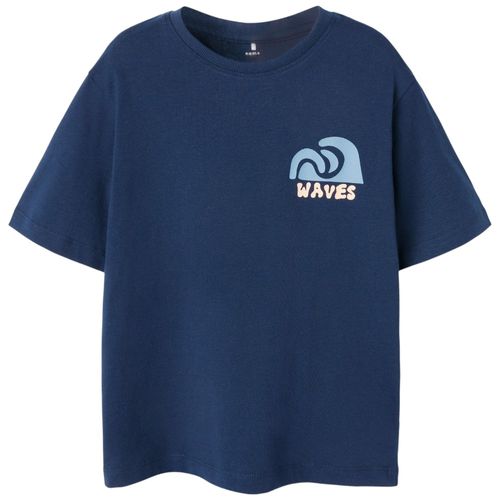 Camiseta azul navy con estampado de olas playeras para niño