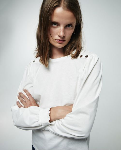 Blusa Sfera sweatshirt blanca mangas largas para mujer