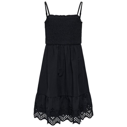 Vestido negro con encaje para niña