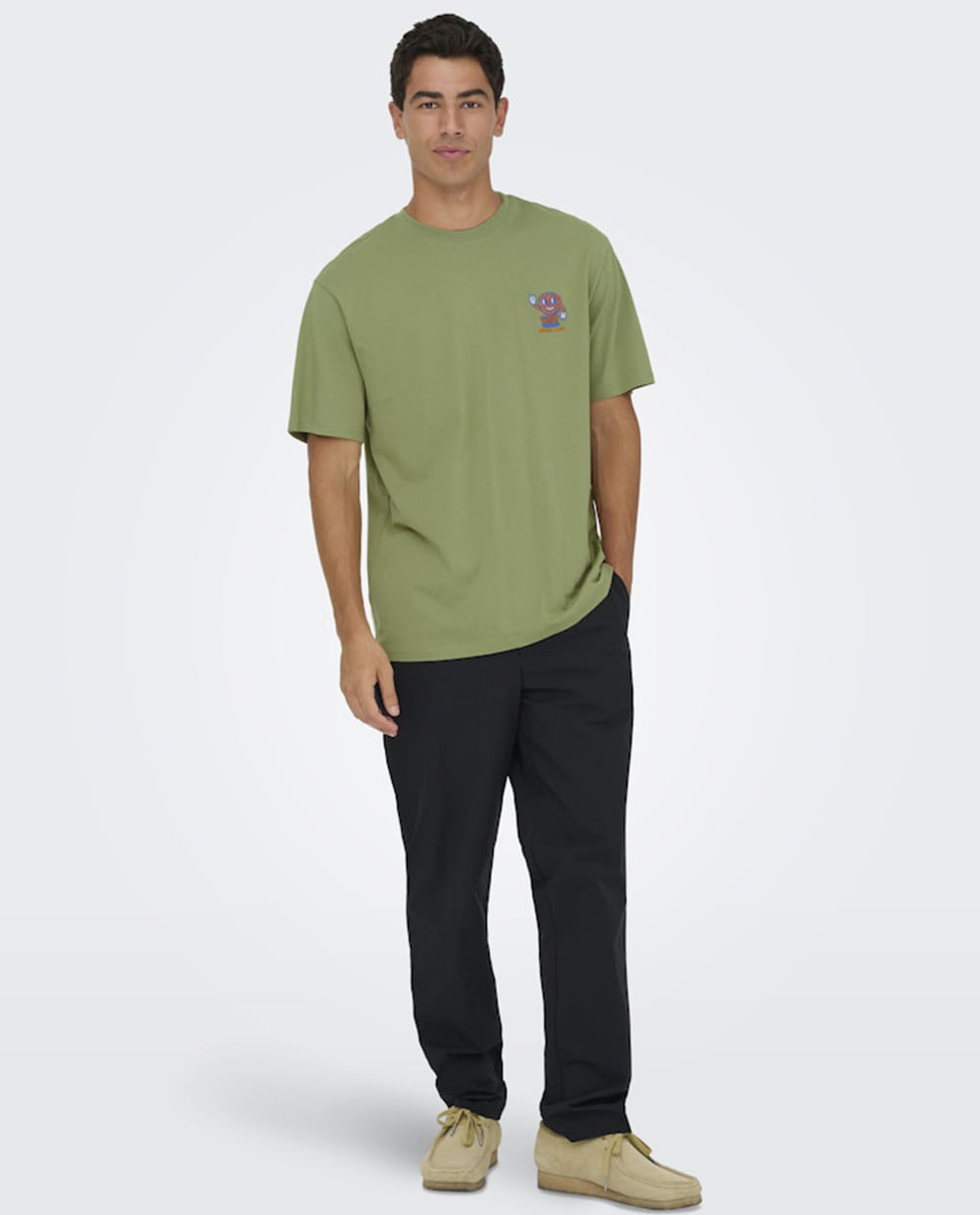 Camiseta Only & Sons con pequeño bordado animado para hombre - Siman ...