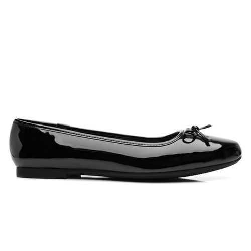 Zapato casual Flexi Atessa color negro para mujer