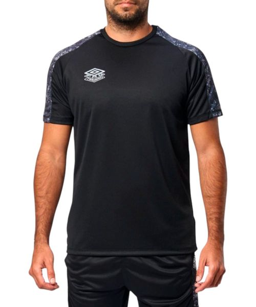 Camiseta deportiva Umbro bicolor estampada para hombre