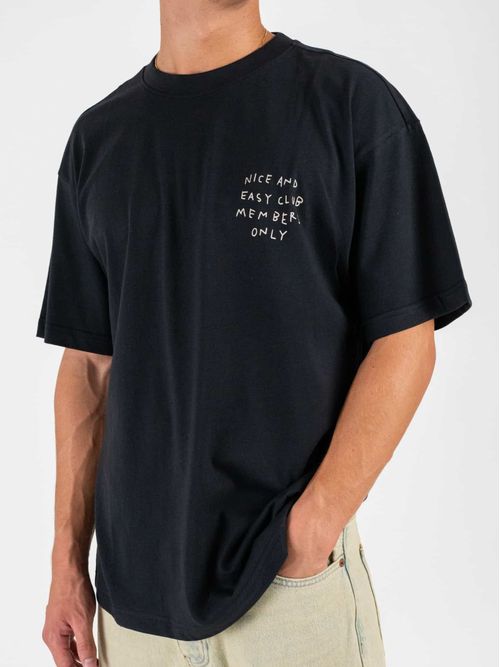 Camiseta Only & Sons loose fit con estampado minimalista para hombre