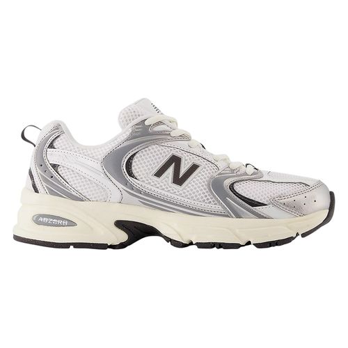 Zapato New Balance 530 color blanco/plateado para mujer