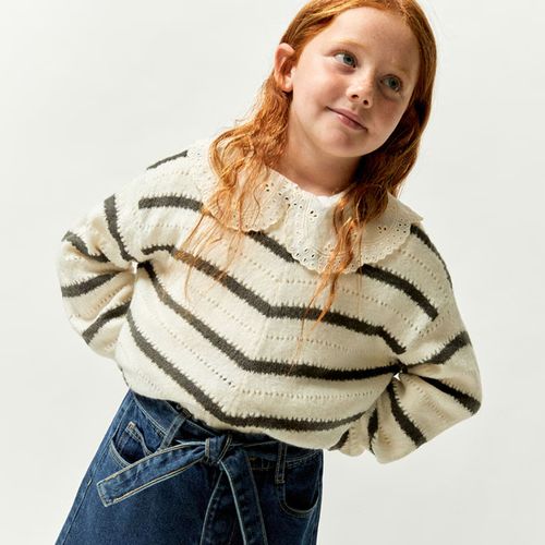 Suéter bicolor rayado para niña