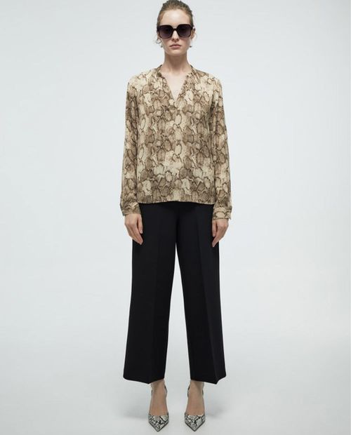 Blusa Sfera casual estampada manga larga para mujer