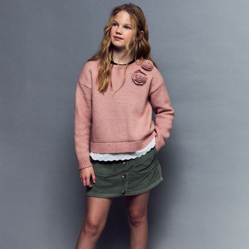 Falda verde oliva con textura para niña