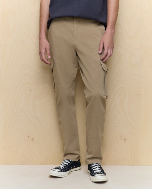 Pantalón cargo Easy Wear slim fit beige sólido para hombre