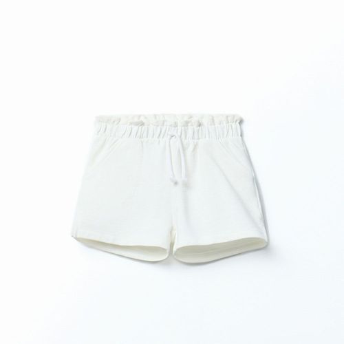 Short blanco sólido para niña
