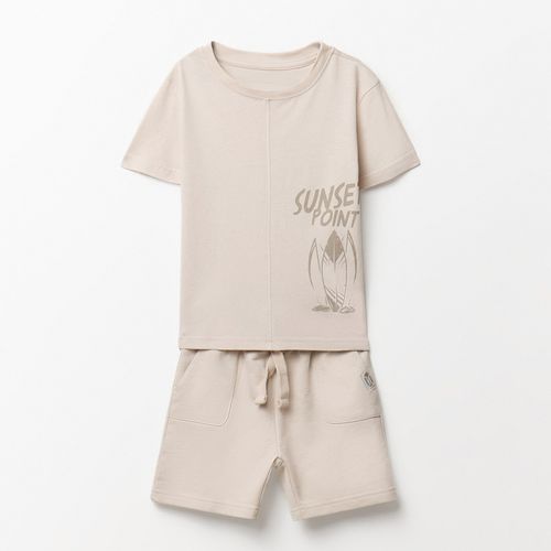 Conjunto de 2 piezas beige para niño