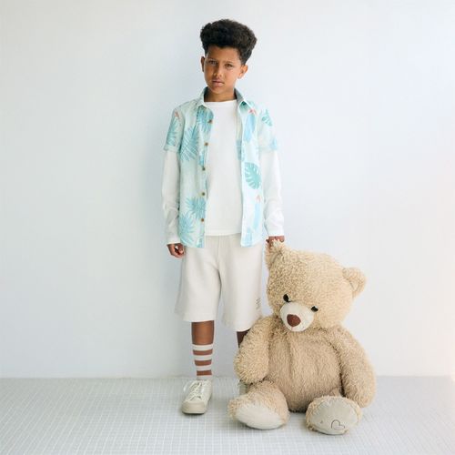 Camisa multicolor estampada para niño