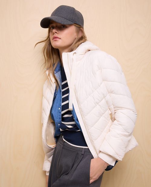 Chaqueta Easy Wear blanca para mujer
