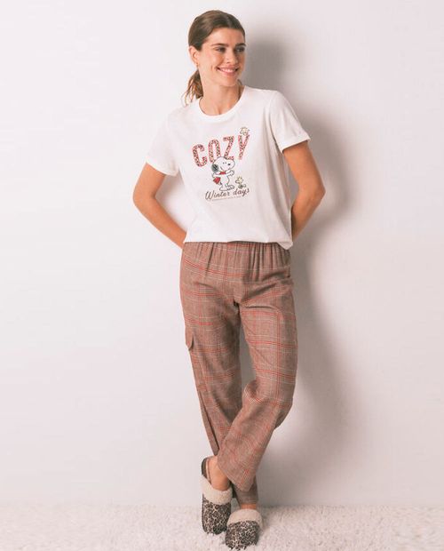 Pijama con pantalón Women Secret estampada de Snoopy para mujer