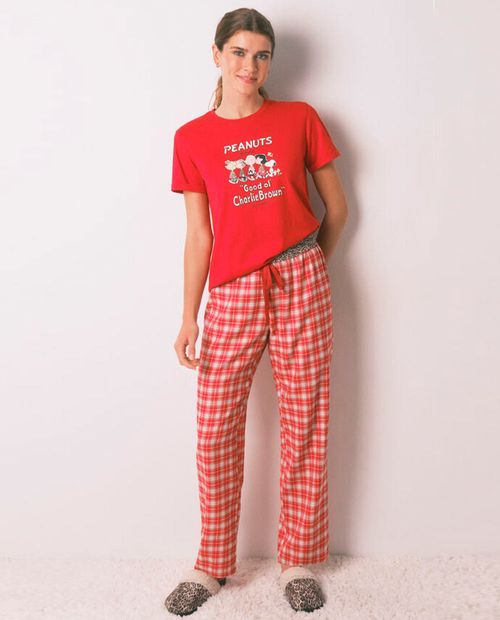Pijama con pantalón Women Secret estampada de Snoopy para mujer