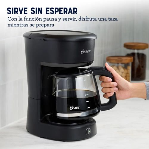 Cafetera Oster 12 tazas filtro permanente BVSTDCS121B-013