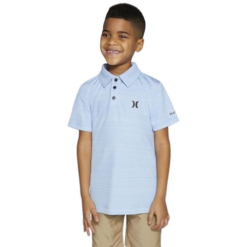 Camisa azul tipo polo para niño
