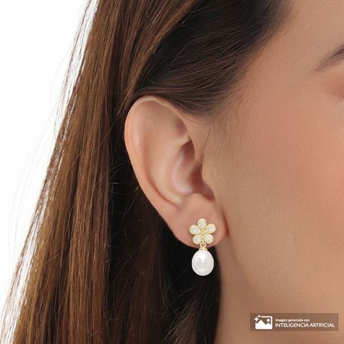 Aretes de flor con perla colgante de plata en baño de oro para mujer