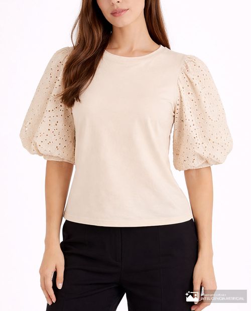 Blusa Sabrina casual beige manga corta para mujer