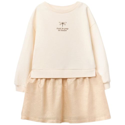 Vestido beige bordado para niña