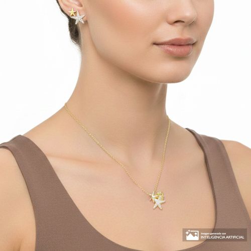Set de aretes y cadena con dije de estrella de plata en baño de oro para mujer