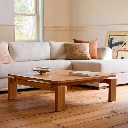 Mesa de centro cuadrada