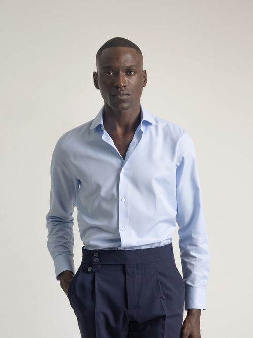 Camisa formal PuroEGO regular fit celeste sólida para hombre