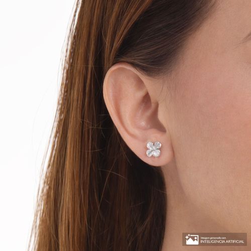 Aretesde trébol de plata para mujer