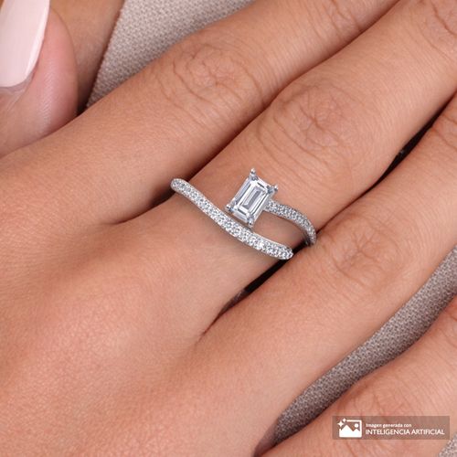 Anillo en espiral con piedra zirconia de plata para mujer talla 6