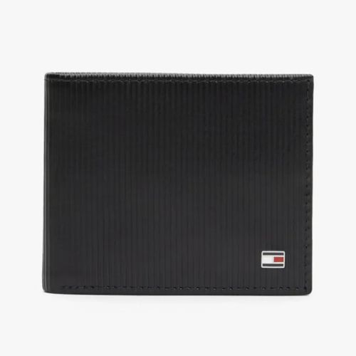 Billetera bifold Tommy Hilfiger negra con rayas texturizadas para hombre