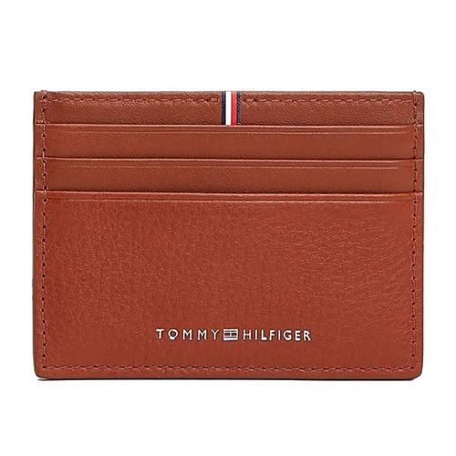 Tarjetero Tommy Hilfiger café con textura para hombre