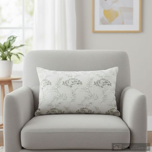 Cojín bordado floral beige 30x50 cm