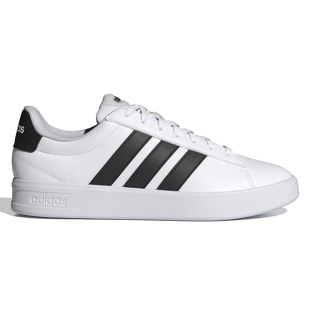 adidas gazelle silver green womens Monseñor Oscar Arnulfo Romero T-Shirt | San Romero de América main image 1