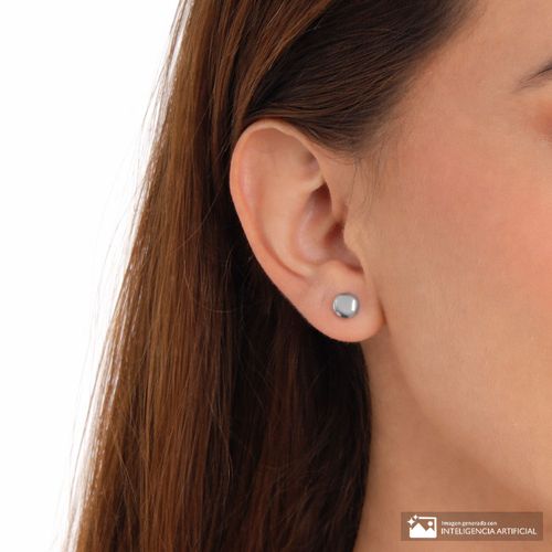 Aretes cortos de brass plateados para mujer