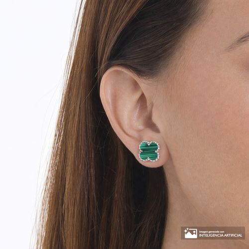 Aretes de trébol verde de plata para mujer