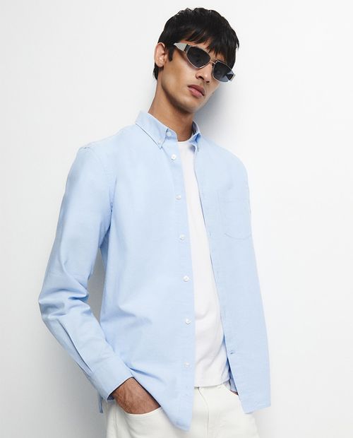 Camisa oxford Sfera regular fit celeste sólida para hombre