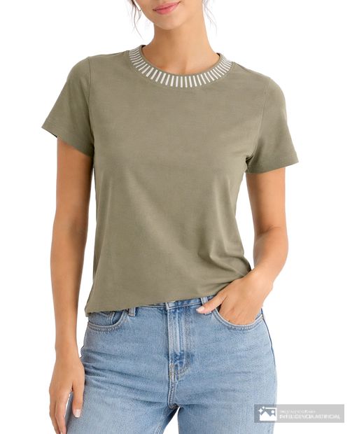 Camiseta Sabrina verde manga corta para mujer