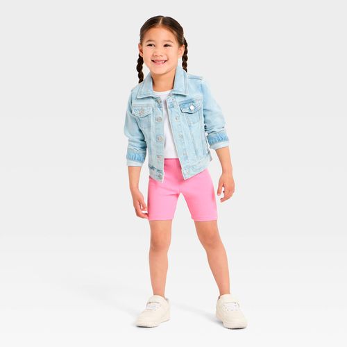 Short rosado acanalado para niña