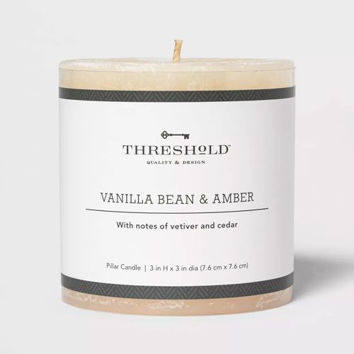 Vela aromática Threshold vanilla bean and amber 7.6cm