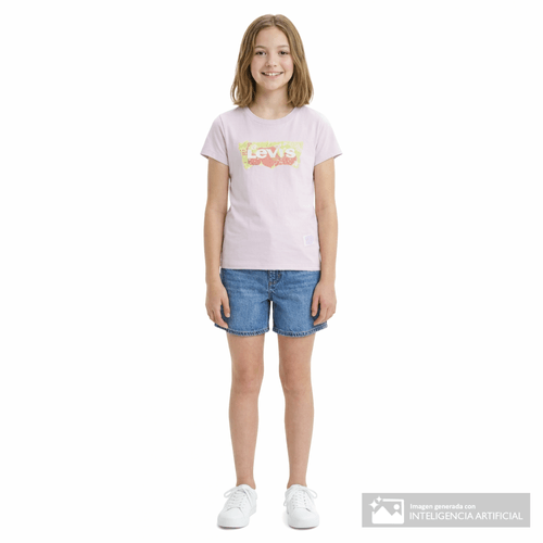 Camiseta rosada con estampado de fresas para niña