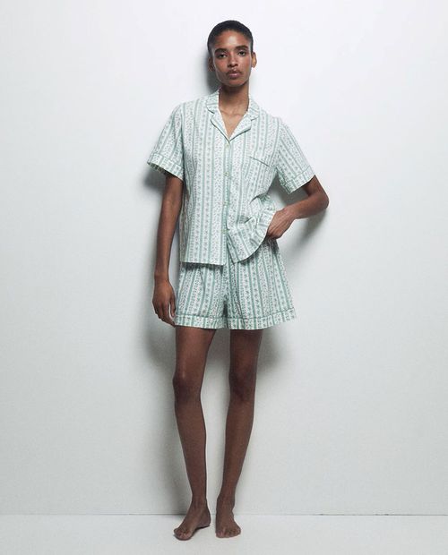 Pijama con short Sfera verde estampada para mujer