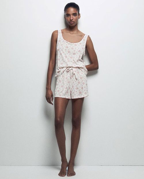Pijama con short Sfera rosada estampada para mujer
